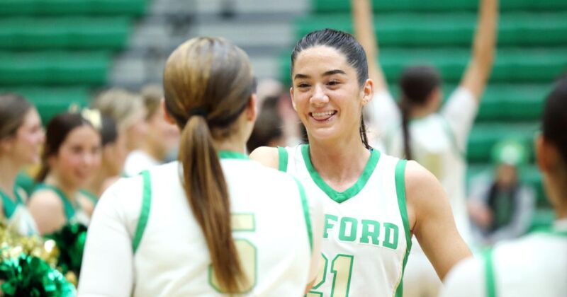 Image for the Tweet beginning: GIRLS BASKETBALL ROUNDUP: Lydia Ledford